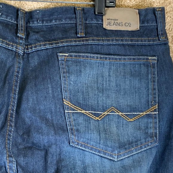 WRANGLER Relaxed Straight Leg Mens Dark Blue Denim Jeans Sz 42x30 Cotton Pants - Picture 7 of 9